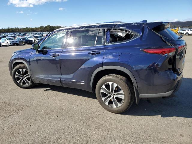 Image 2 of 2021 TOYOTA HIGHLANDER XLE 2021 with VIN 5TDGZRBH9MS119938