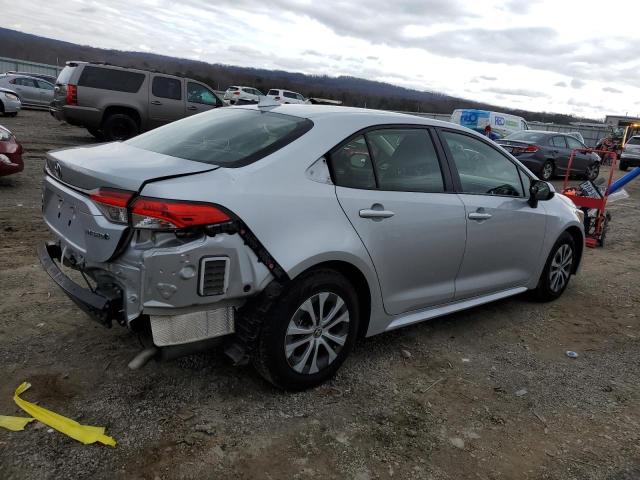 Image 3 of 2022 TOYOTA COROLLA LE 2022 with VIN JTDEAMDE9NJ043575