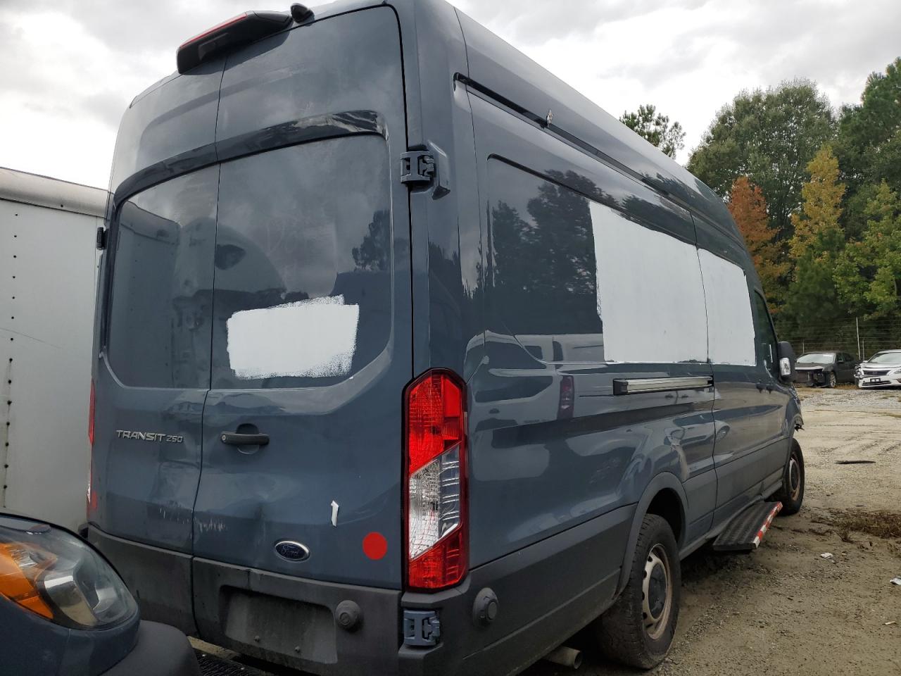 Image 3 of 2021 FORD TRANSIT T-250 2021 with VIN 1FTBR3X89MKA54287