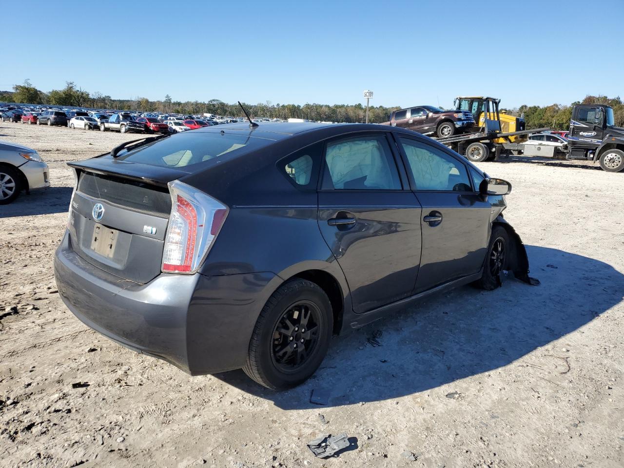 Изображение 3 2015 TOYOTA PRIUS  2015 с VIN JTDKN3DU8F0474960