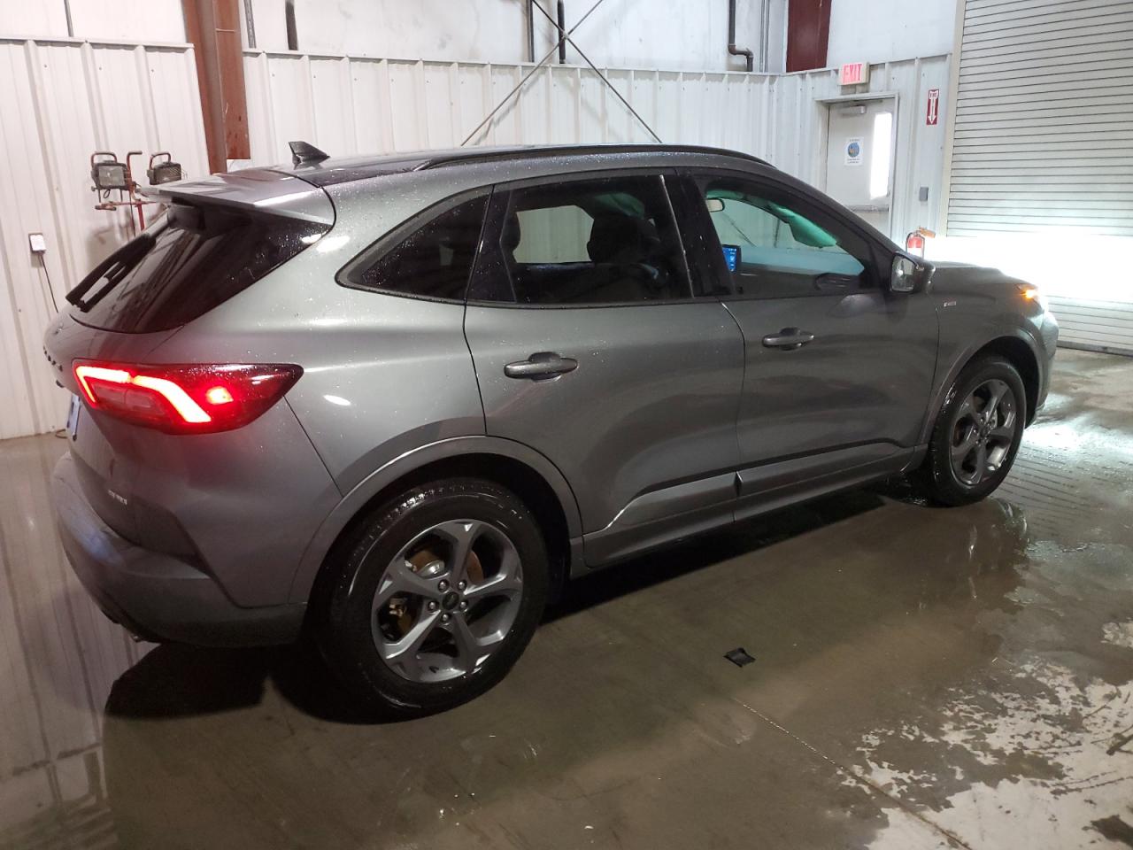 Изображение 3 2023 FORD ESCAPE ST LINE 2023 с VIN 1FMCU9MN7PUA44989