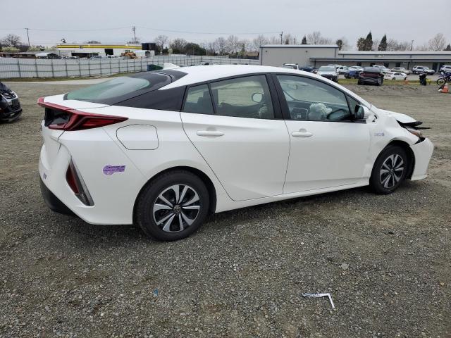 Изображение 3 2018 TOYOTA PRIUS PRIME  2018 с VIN JTDKARFP7J3100725
