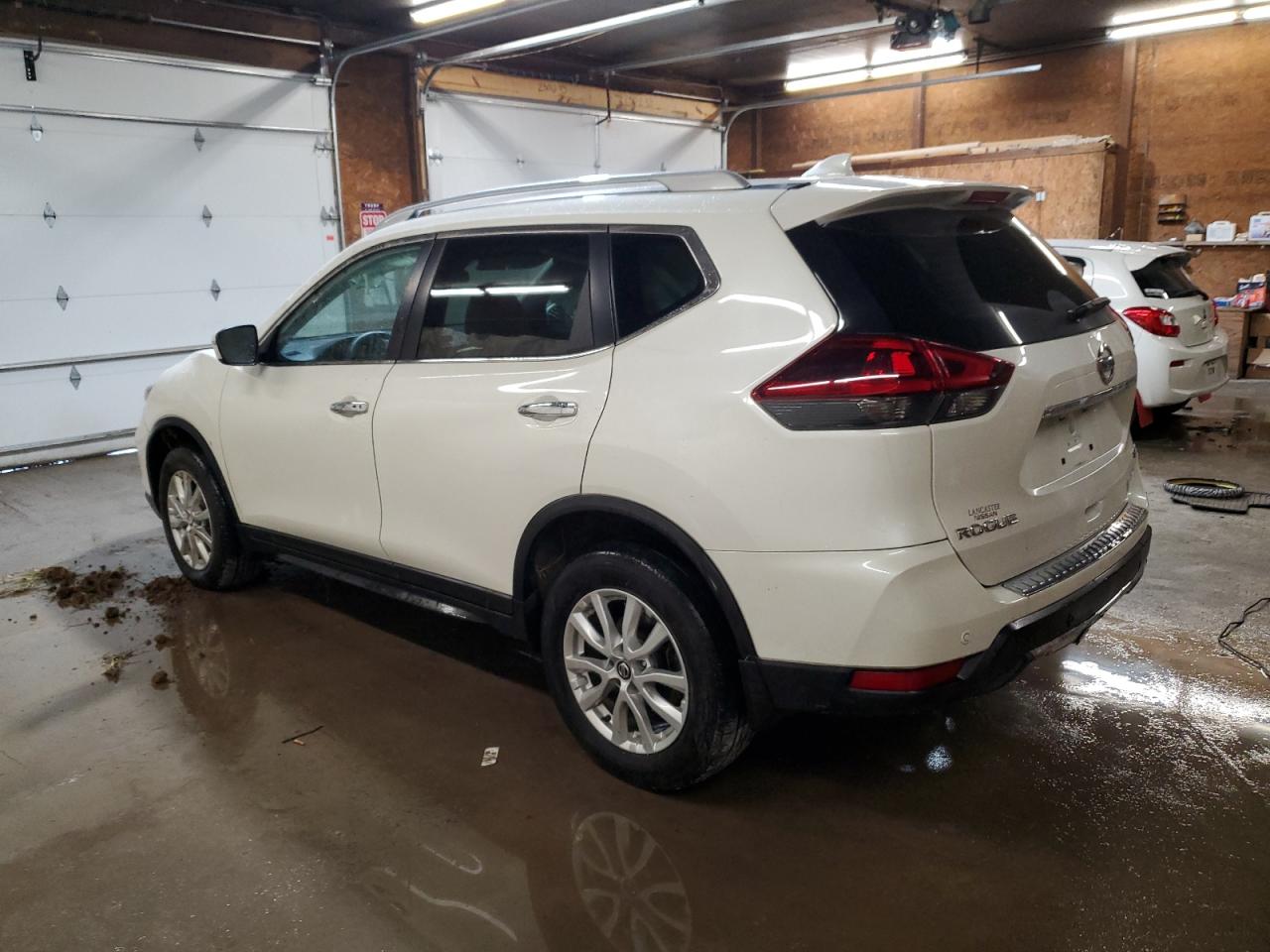 Obraz 2 z Nissan Rogue S 2020 z VIN 5N1AT2MV1LC725098