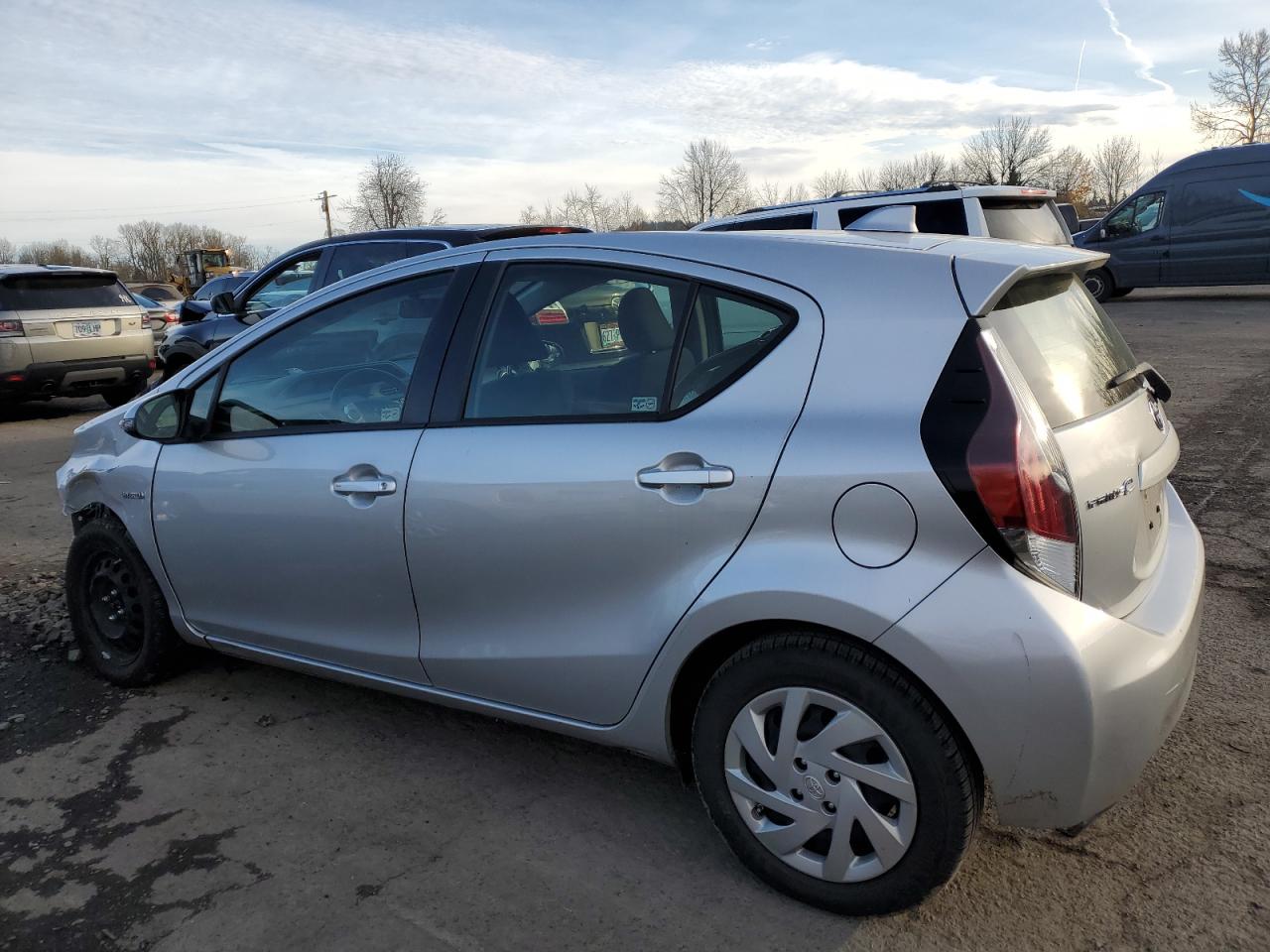 Изображение 2 2015 TOYOTA PRIUS C  2015 с VIN JTDKDTB31F1584188