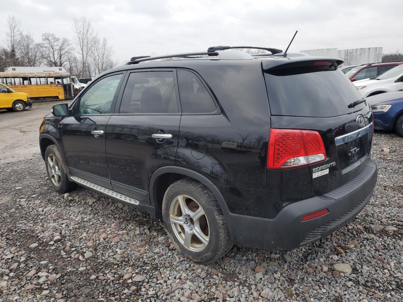 Изображение 2 2012 KIA SORENTO EX 2012 с VIN 5XYKU3A60CG206399