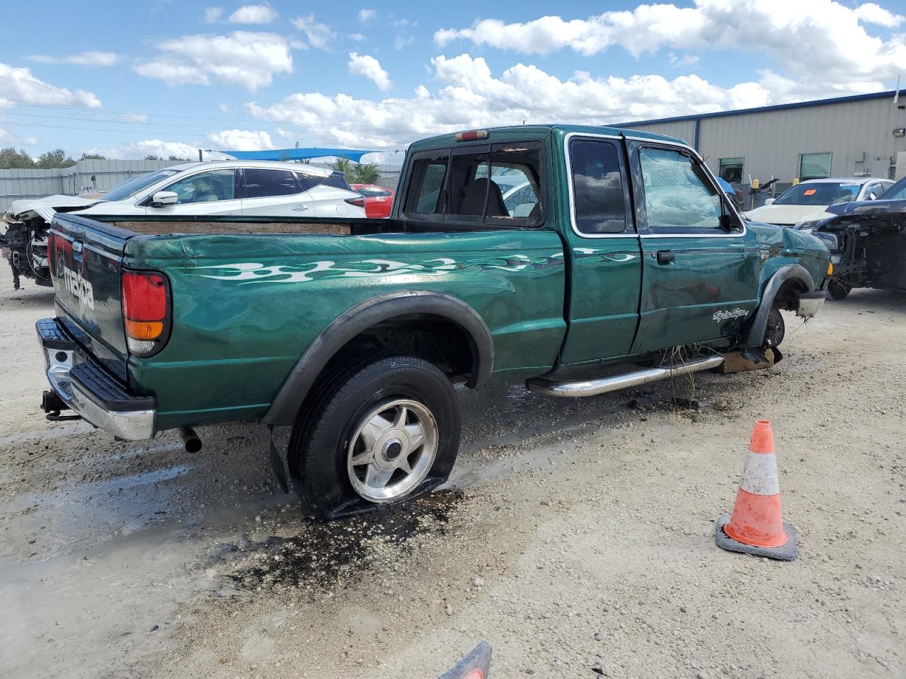 Obraz 3 z 1999 MAZDA B3000 CAB PLUS 1999 z VIN 4F4ZR16V2XTM31722