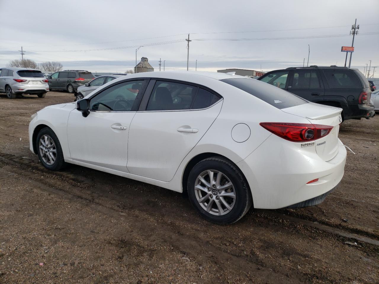 Obraz 2 z 2016 MAZDA 3 TOURING 2016 z VIN JM1BM1W7XG1298598