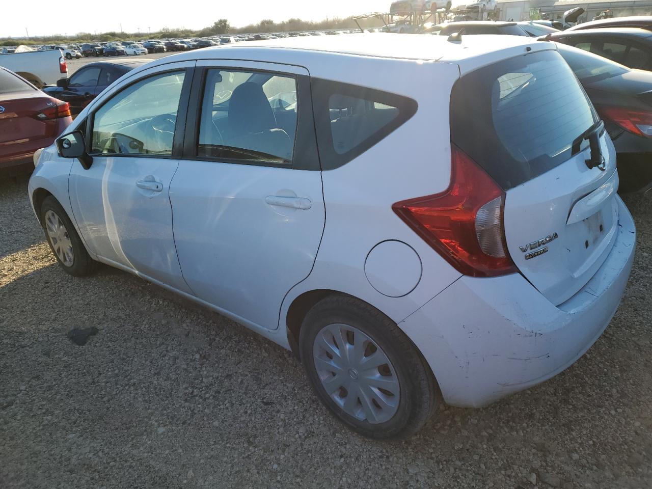 Obraz 2 z 2015 NISSAN VERSA NOTE S 2015 z VIN 3N1CE2CP5FL427272