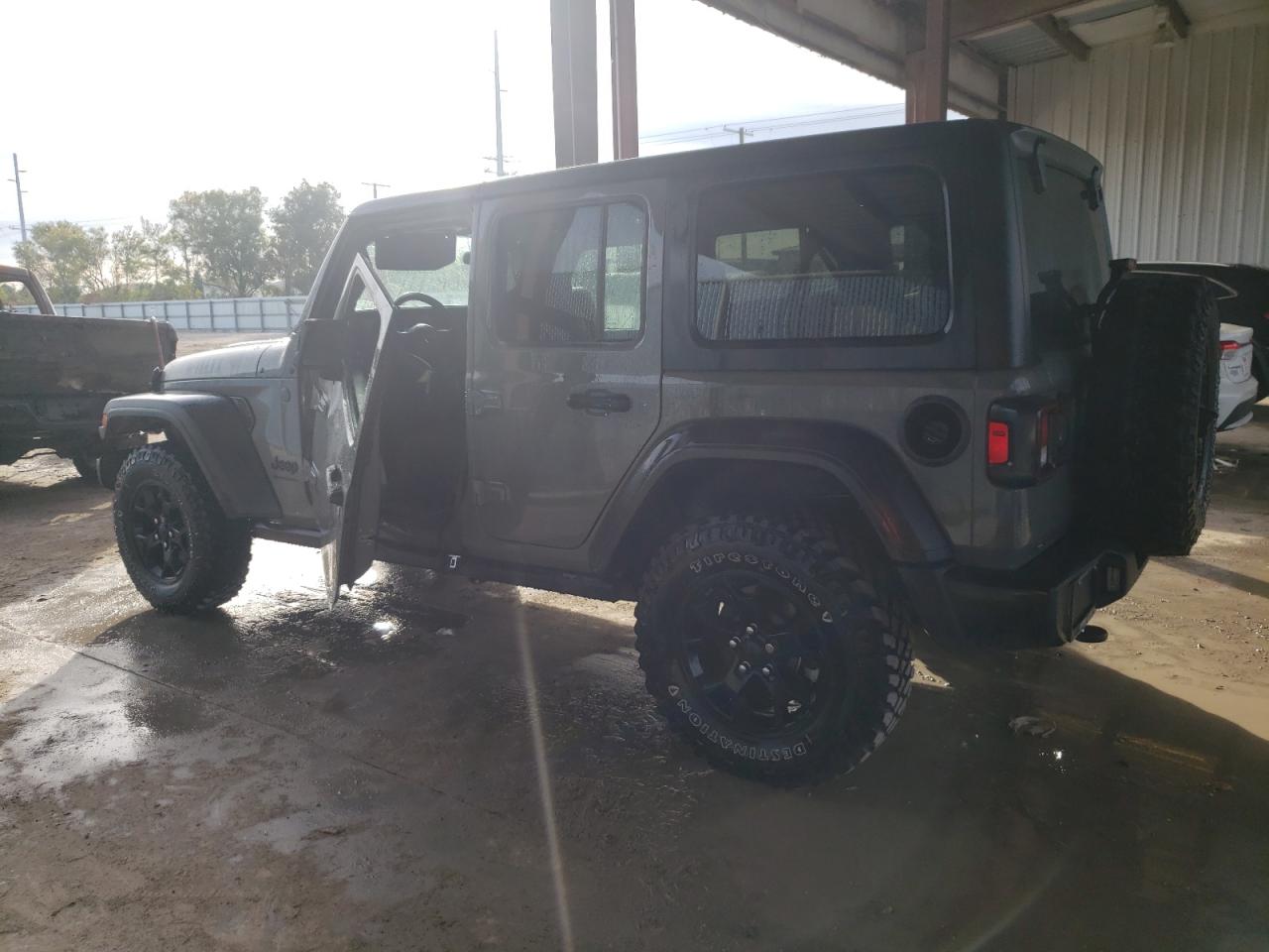 Obraz 2 z 2023 JEEP WRANGLER SPORT 2023 z VIN 1C4HJXDN5PW543995