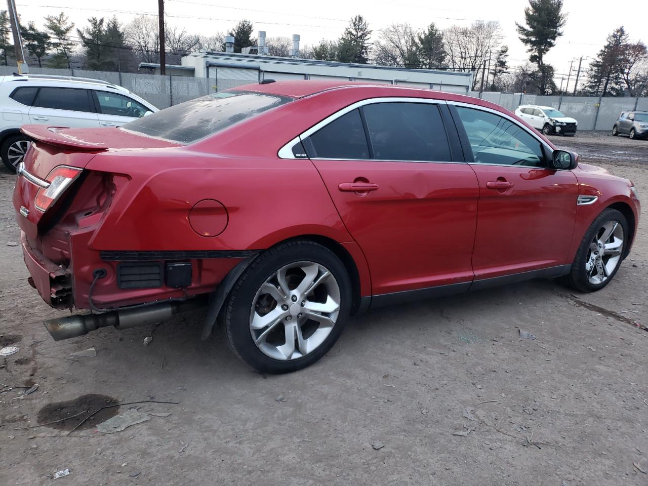 Obraz 3 z 2010 FORD TAURUS SHO 2010 z VIN 1FAHP2KT8AG117535