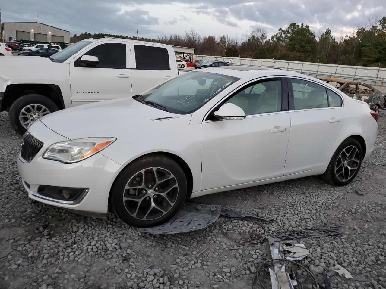 2016 BUICK REGAL SPORT TOURING 2016 image