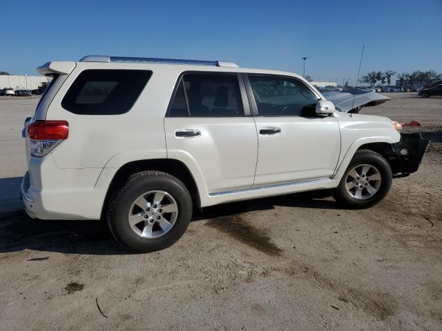 Image 3 of 2010 TOYOTA 4RUNNER SR5 2010 with VIN JTEZU5JR6A5004771
