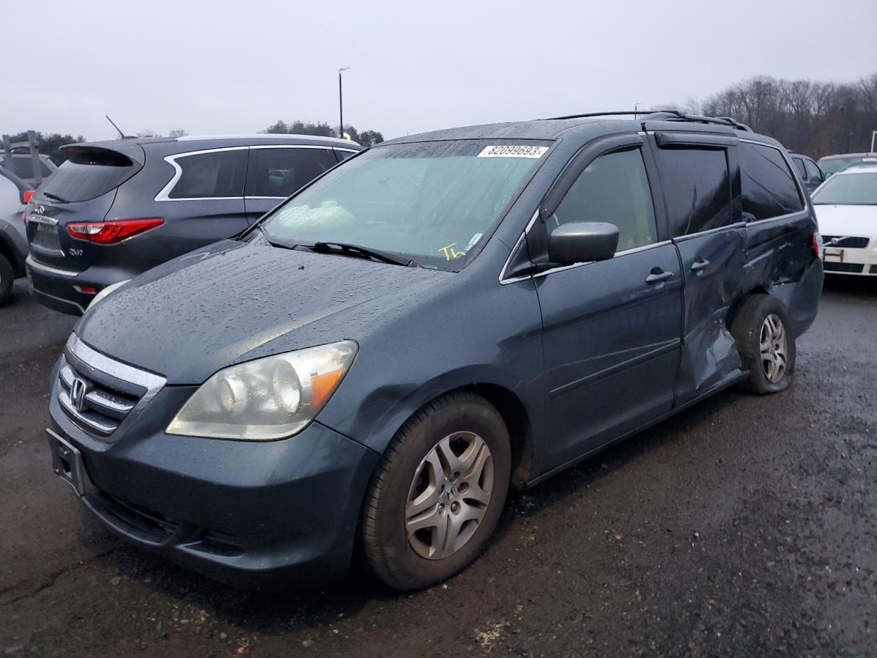 Image 1 of 2005 HONDA ODYSSEY EX 2005 with VIN 5FNRL38455B404024