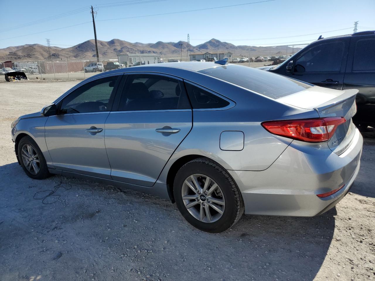Изображение 2 2016 HYUNDAI SONATA SE 2016 с VIN 5NPE24AF5GH284331