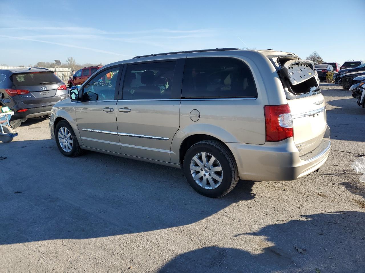 Изображение 2 2016 CHRYSLER TOWN & COUNTRY TOURING 2016 с VIN 2C4RC1BG4GR245348