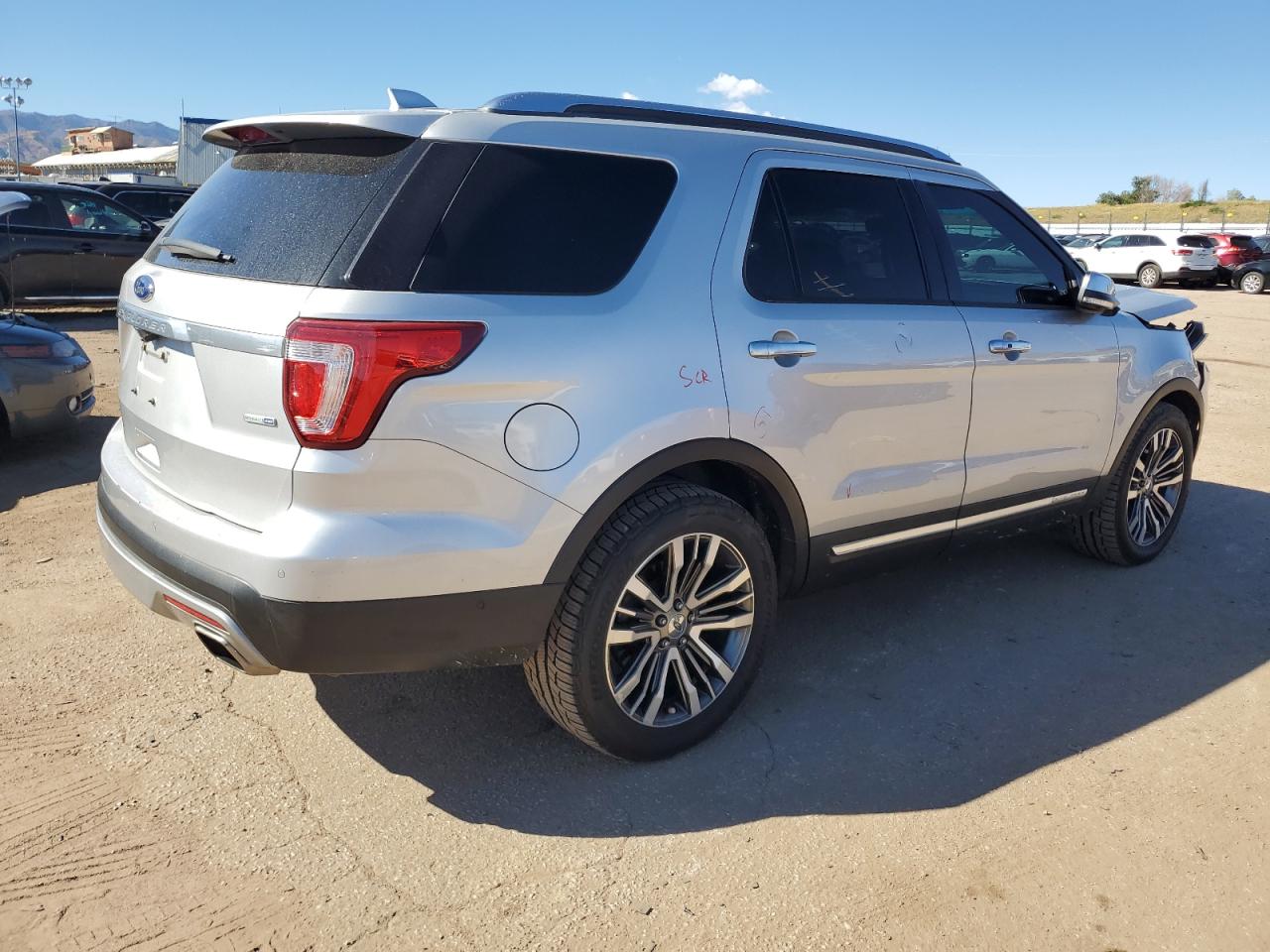 Obraz 3 z 2016 FORD EXPLORER PLATINUM 2016 z VIN 1FM5K8HT3GGC86565