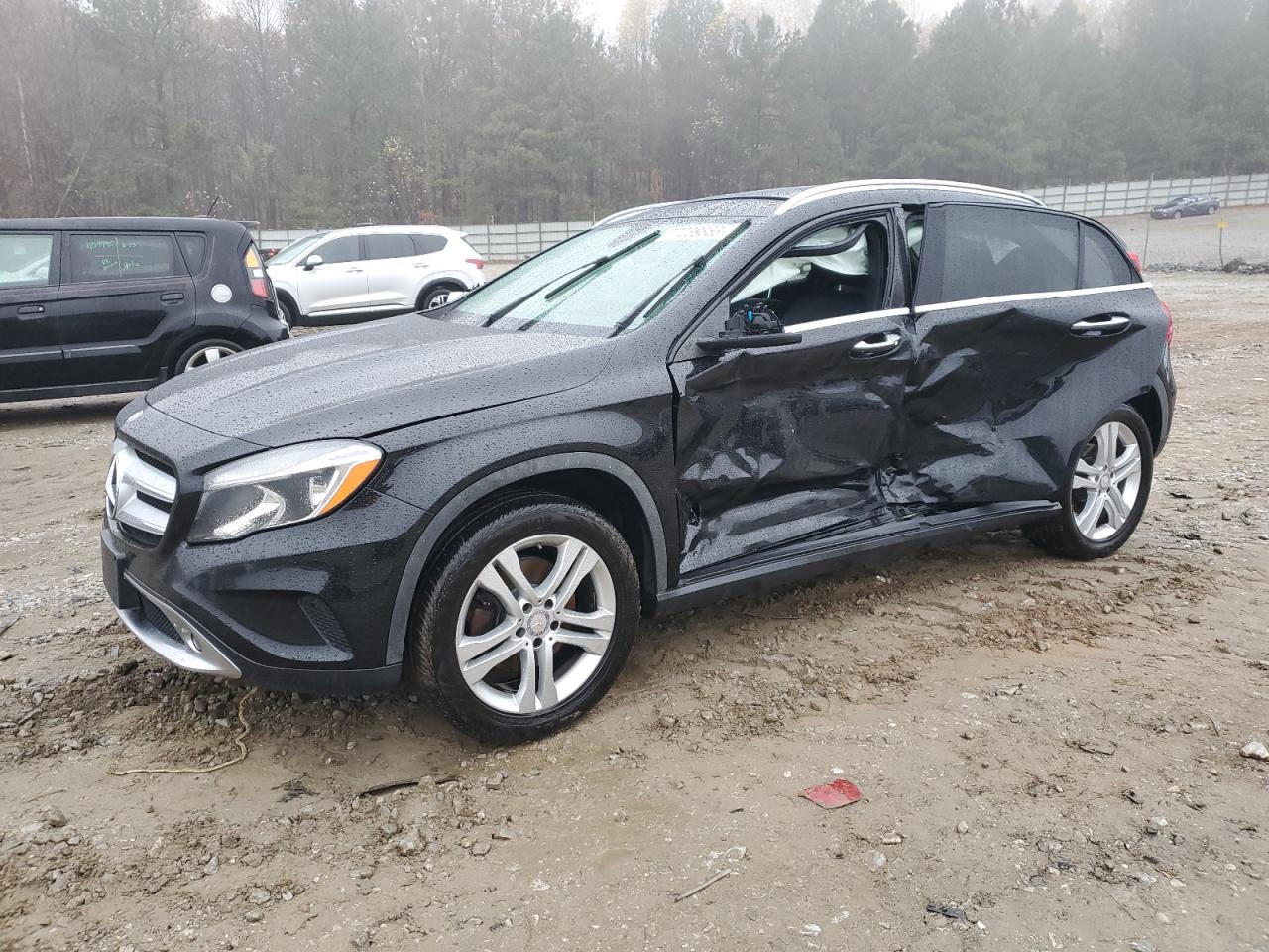 Image 1 of 2017 MERCEDES-BENZ GLA 250 4MATIC 2017 with VIN WDCTG4GB9HJ319100