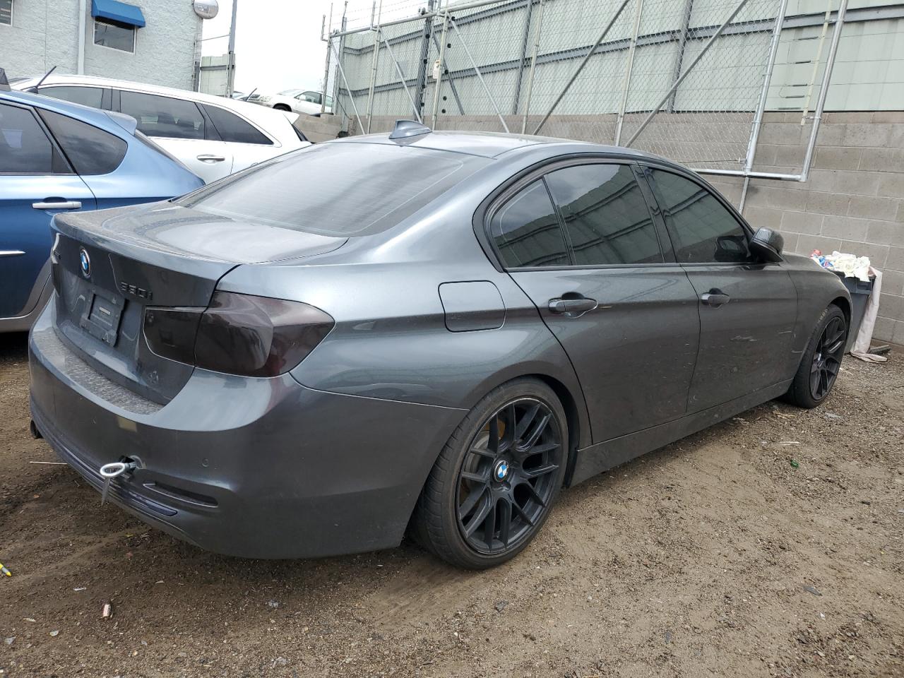 Изображение 3 2017 BMW 330 XI 2017 с VIN WBA8D9G38HNU62829