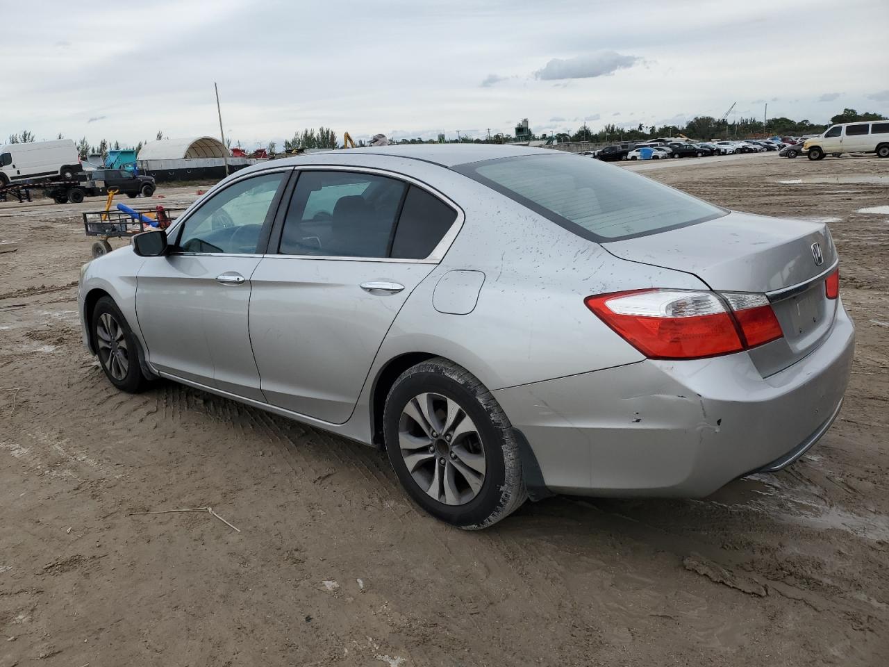 Image 2 of 2014 HONDA ACCORD LX 2014 with VIN 1HGCR2F32EA139887