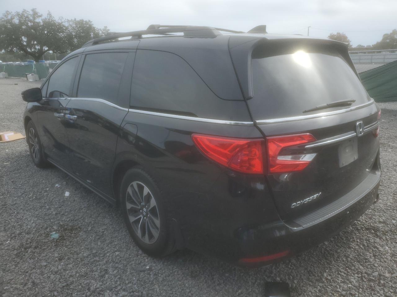 Image 2 of 2021 HONDA ODYSSEY EXL 2021 with VIN 5FNRL6H7XMB016748