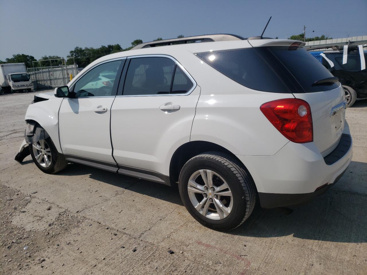 Image 2 of 2015 CHEVROLET EQUINOX LT 2015 with VIN 2GNALBEK9F6365866