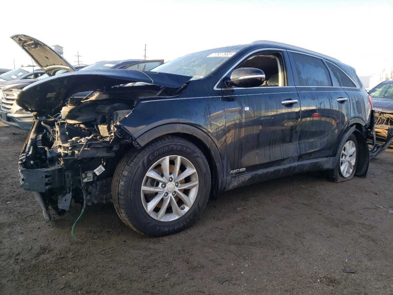 Image 1 of 2018 KIA SORENTO LX 2018 with VIN 5XYPGDA52JG366680