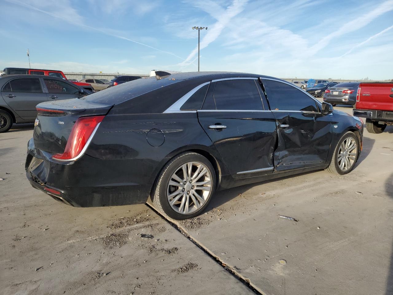Obraz 3 z 2019 CADILLAC XTS LUXURY 2019 z VIN 2G61M5S3XK9149802