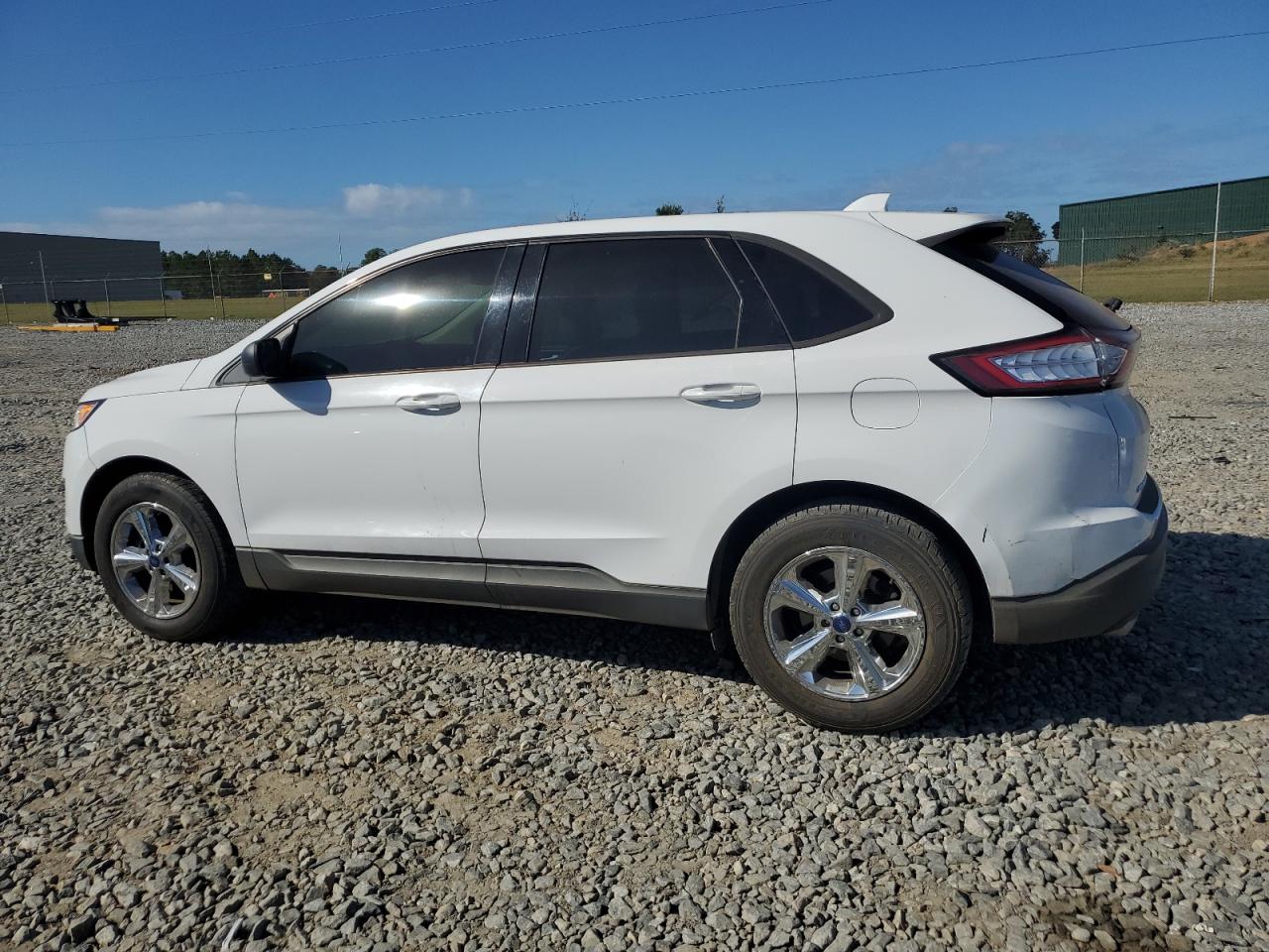 Image 2 of 2015 FORD EDGE SE 2015 with VIN 2FMTK3G87FBB39663