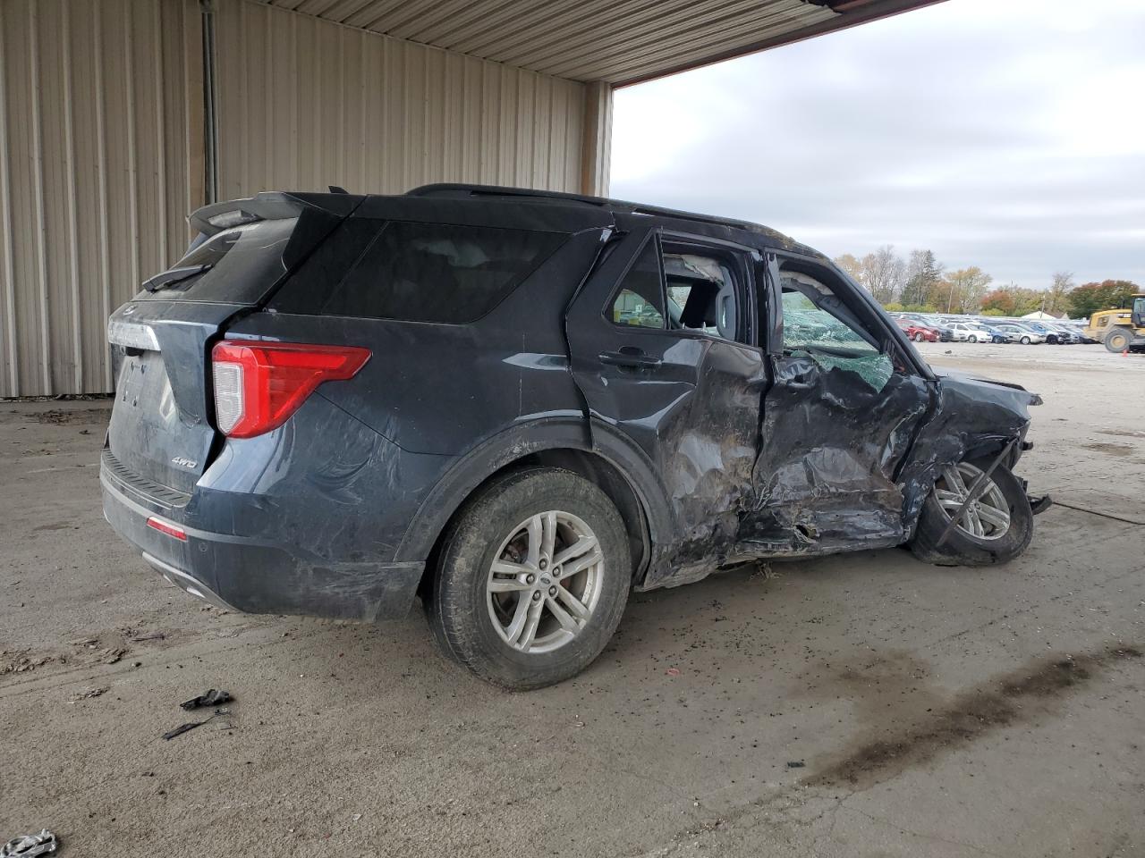 Obraz 3 z 2022 FORD EXPLORER XLT 2022 z VIN 1FMSK8DH3NGA90045