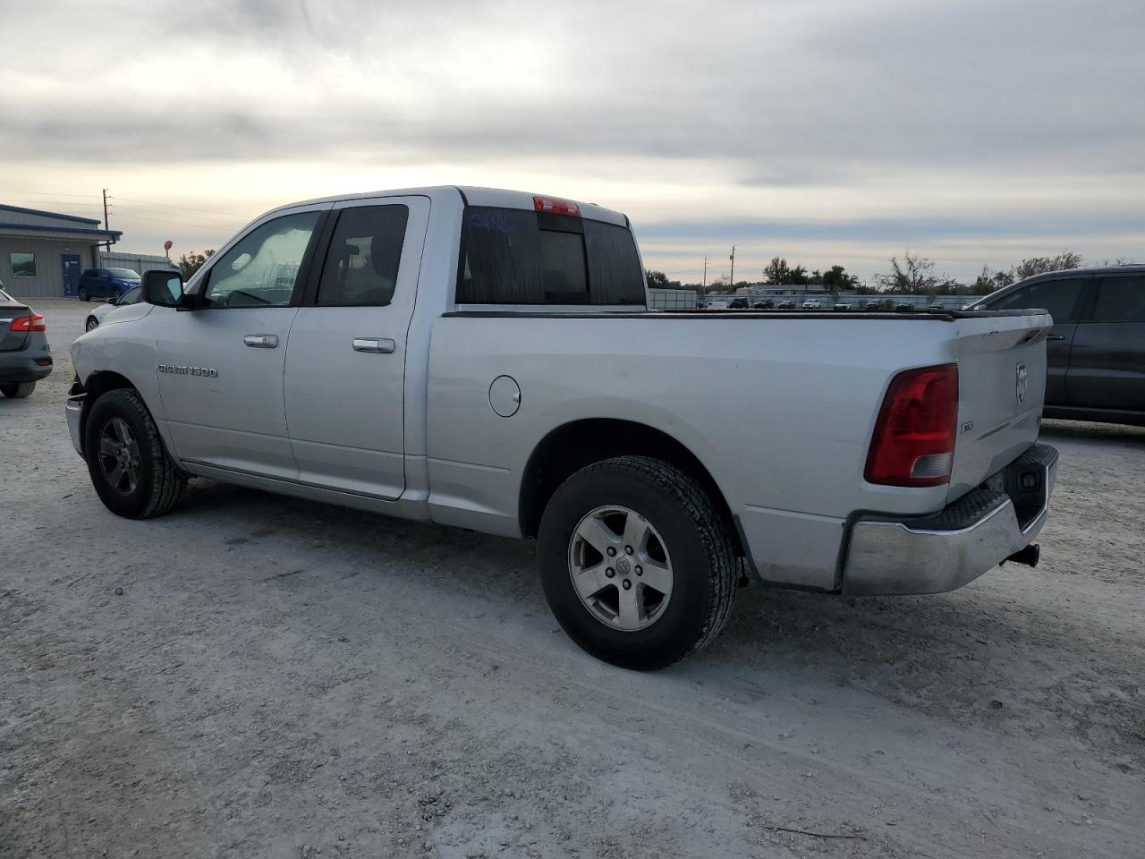 Изображение 2 2011 DODGE RAM 1500  2011 с VIN 1D7RB1GP9BS609594