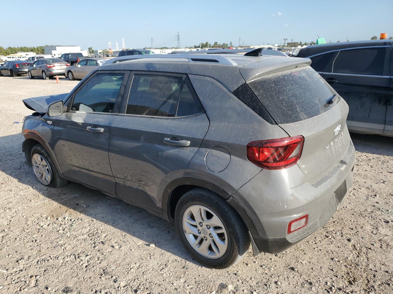 Image 2 of Hyundai Venue Sel 2020 with VIN KMHRC8A39LU028135