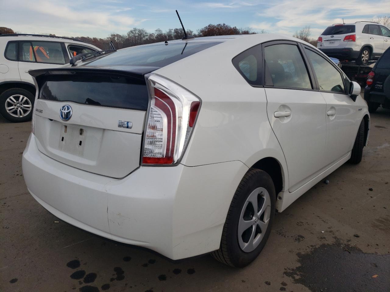 Obraz 3 z 2014 TOYOTA PRIUS  2014 z VIN JTDKN3DU1E1849368