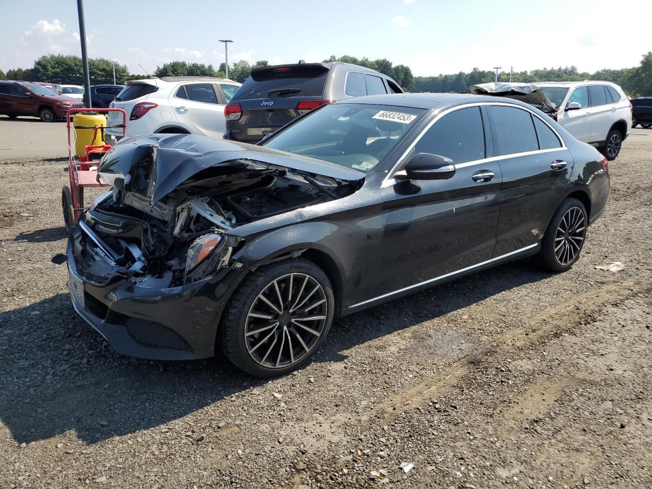 Изображение 1 2015 MERCEDES-BENZ C 300 4MATIC 2015 с VIN 55SWF4KB3FU048938