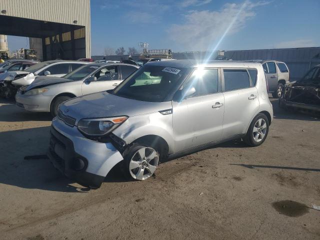 Obraz 1 z 2017 KIA SOUL  2017 z VIN KNDJN2A29H7466112