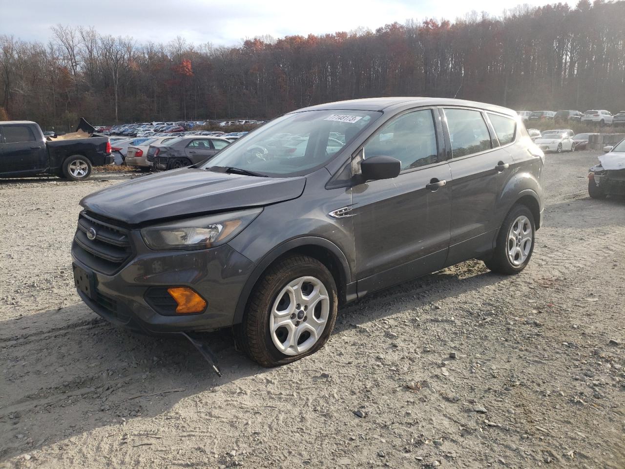Obraz 1 z 2018 FORD ESCAPE S 2018 z VIN 1FMCU0F75JUA17596