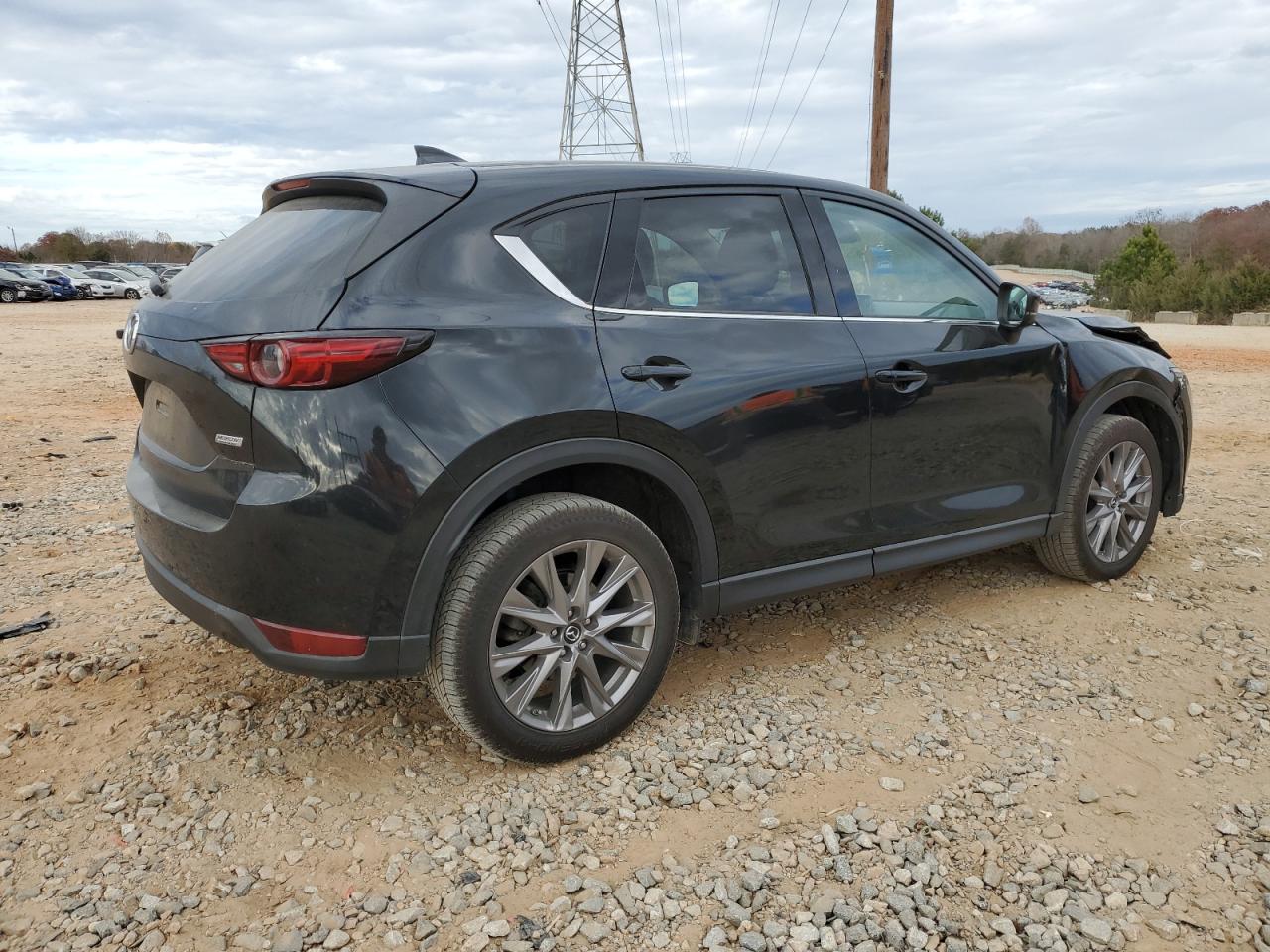 Image 3 of 2019 MAZDA CX-5 GRAND TOURING RESERVE 2019 with VIN JM3KFBDY4K0589891
