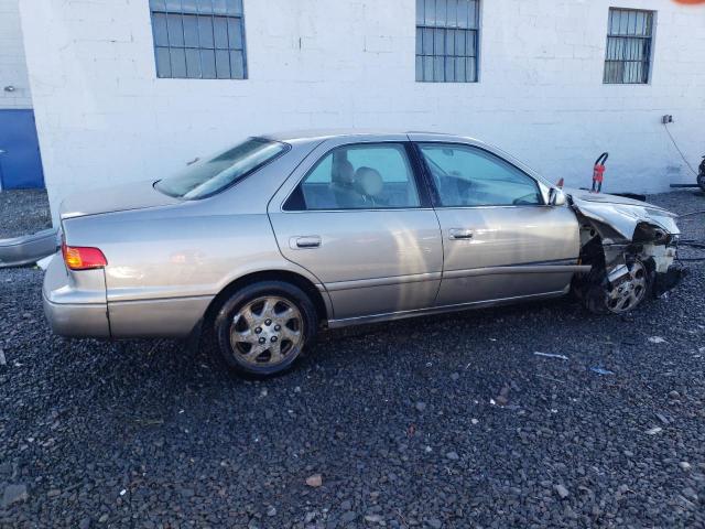 Obraz 3 z 2000 TOYOTA CAMRY CE 2000 z VIN 4T1BG22K2YU646218