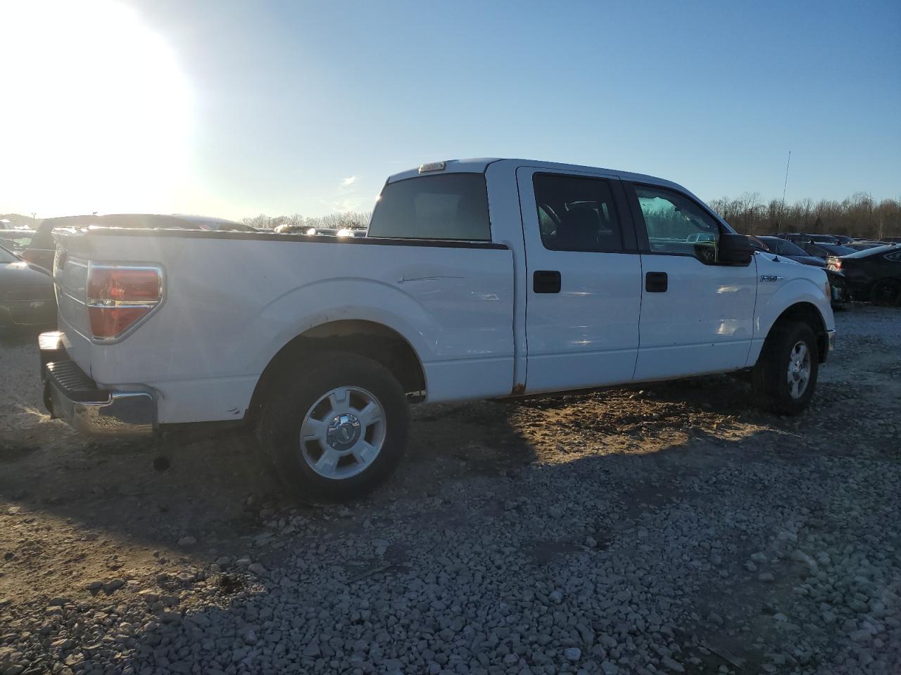 Image 3 of 2010 FORD F150 SUPERCREW 2010 with VIN 1FTEW1C86AFA68846