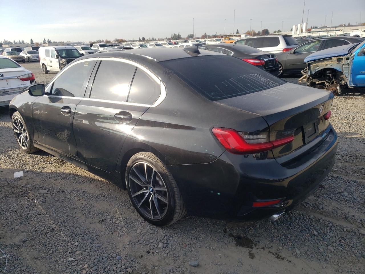 Obraz 2 z 2020 BMW 330I  2020 z VIN WBA5R1C06LFJ31929