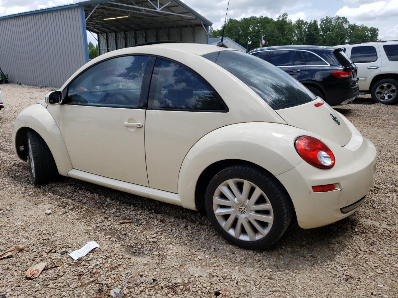 Image 2 of Volkswagen New Beetle S 2008 with VIN 3VWRW31C38M507111