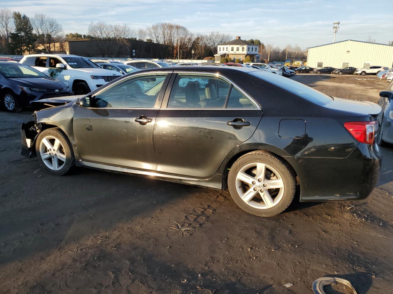 Image 2 of 2014 TOYOTA CAMRY L 2014 with VIN 4T1BF1FK3EU416643