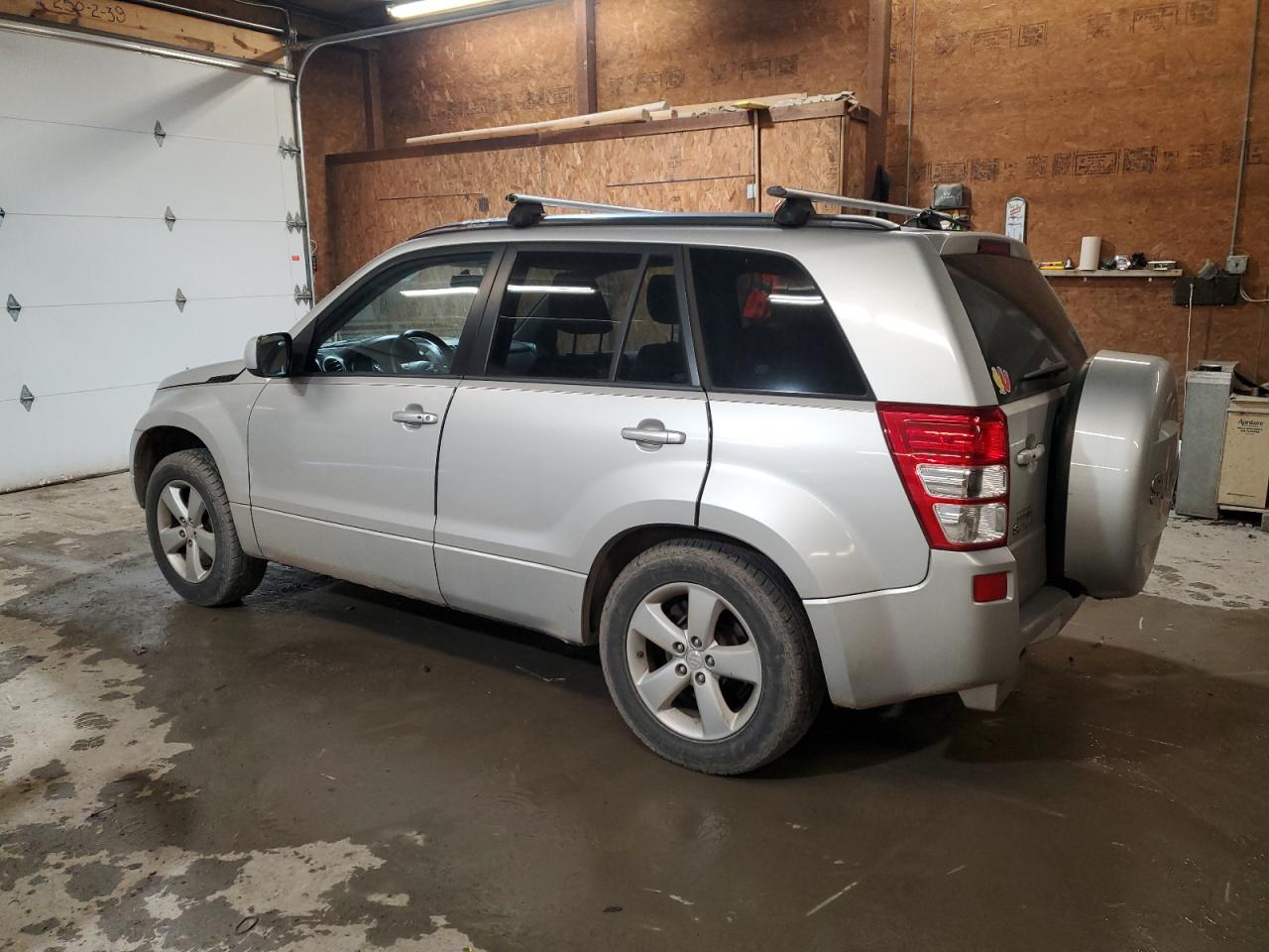 Image 2 of 2009 SUZUKI GRAND VITARA LUXURY 2009 with VIN JS3TD047094100129