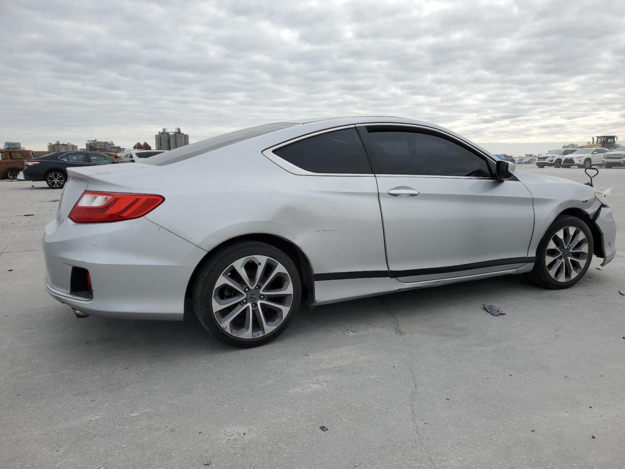 Image 3 of 2013 HONDA ACCORD LX-S 2013 with VIN 1HGCT1B36DA003391