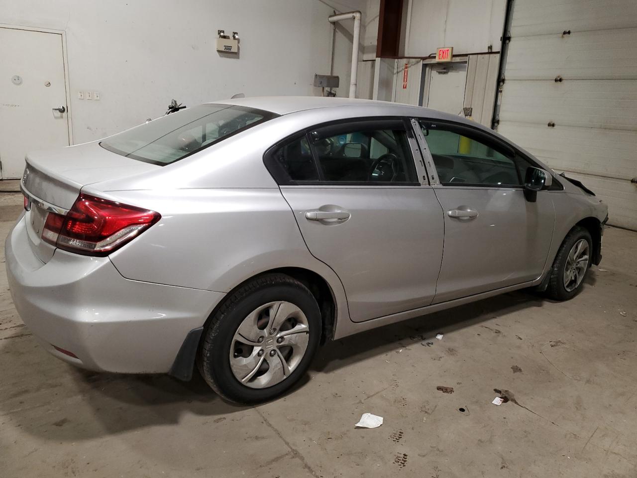Image 3 of 2015 HONDA CIVIC LX 2015 with VIN 19XFB2F52FE031060