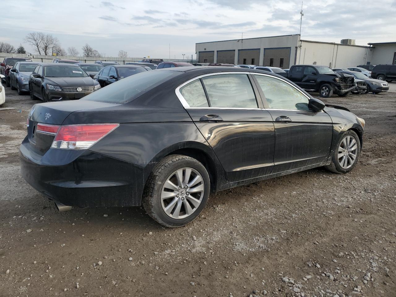 Изображение 3 2012 HONDA ACCORD EX 2012 с VIN 1HGCP2F75CA132969
