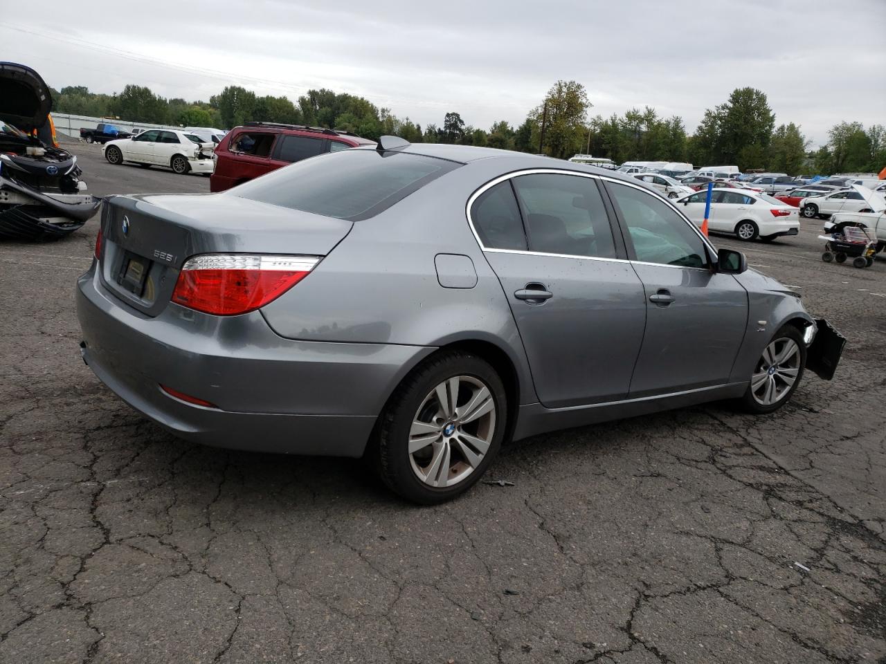 Obraz 3 z 2009 BMW 528 XI 2009 z VIN WBANV13569C154340
