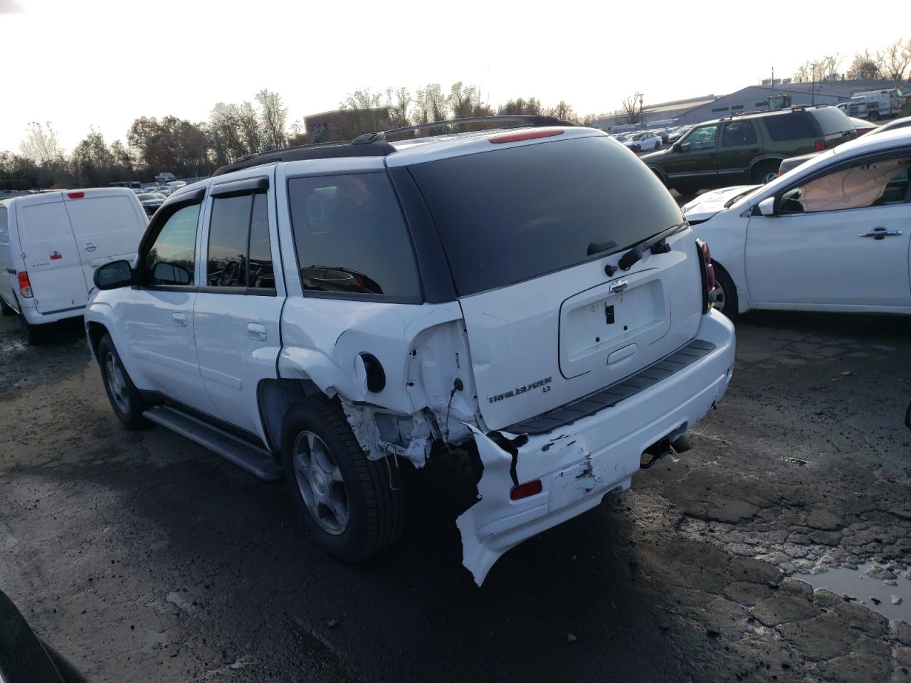 Image 2 of 2008 CHEVROLET TRAILBLAZER LS 2008 with VIN 1GNDT13S682225400
