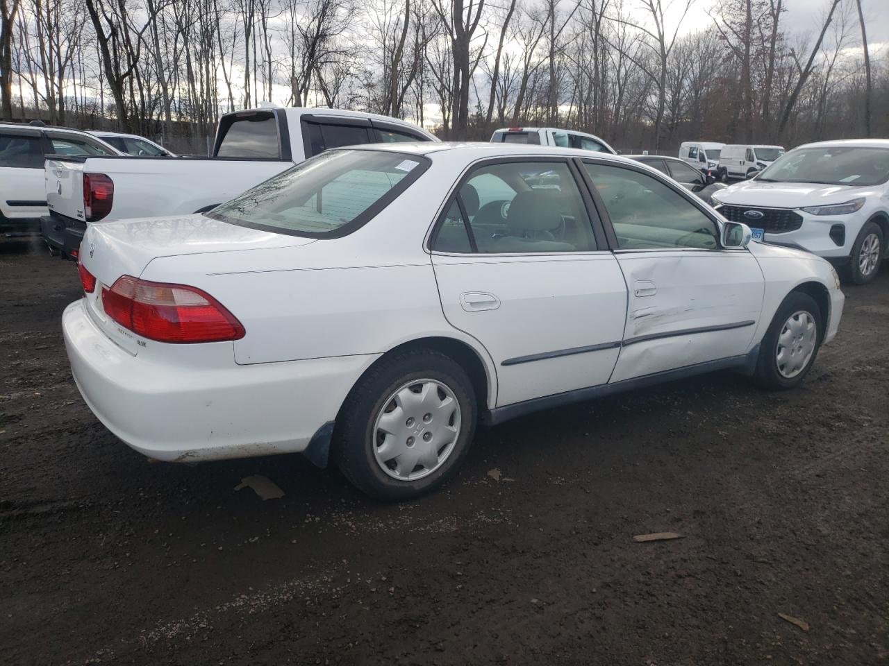 Image 3 of 1998 HONDA ACCORD LX 1998 with VIN 1HGCG5644WA149855
