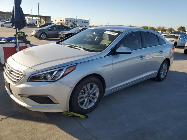 Obraz 1 z 2016 HYUNDAI SONATA SE 2016 z VIN 5NPE24AFXGH373182