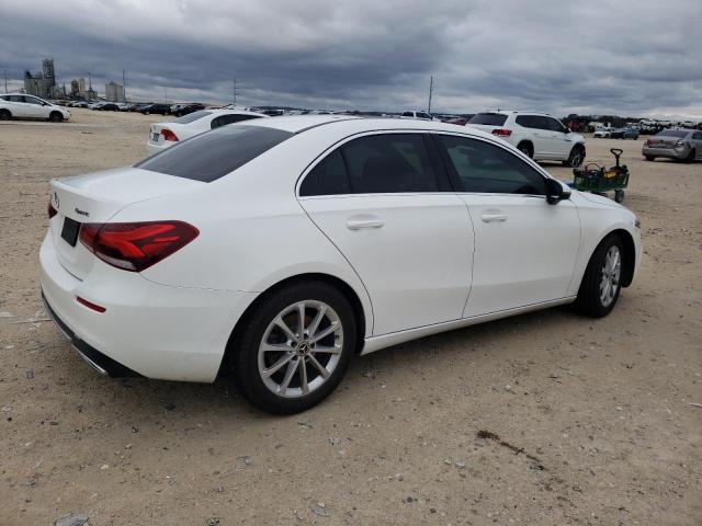Image 3 of 2019 MERCEDES-BENZ A 220 4MATIC 2019 with VIN WDD3G4FB4KW021416